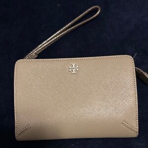 Tory Burch  Wristlet